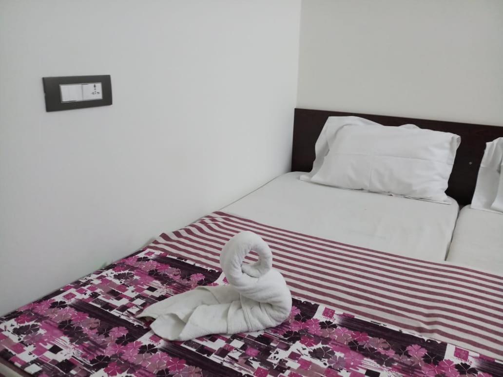 فندق تيروباتيفي  Sri Kousthubham Residency المظهر الخارجي الصورة