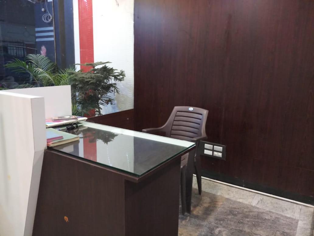 فندق تيروباتيفي  Sri Kousthubham Residency المظهر الخارجي الصورة