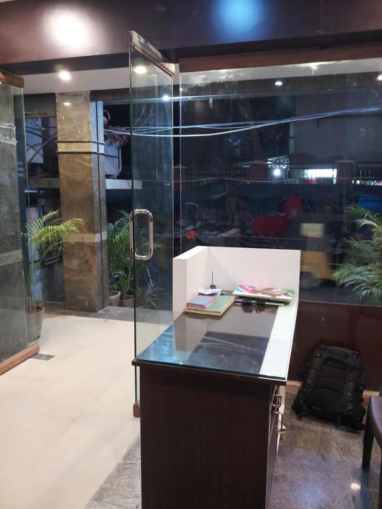 فندق تيروباتيفي  Sri Kousthubham Residency المظهر الخارجي الصورة